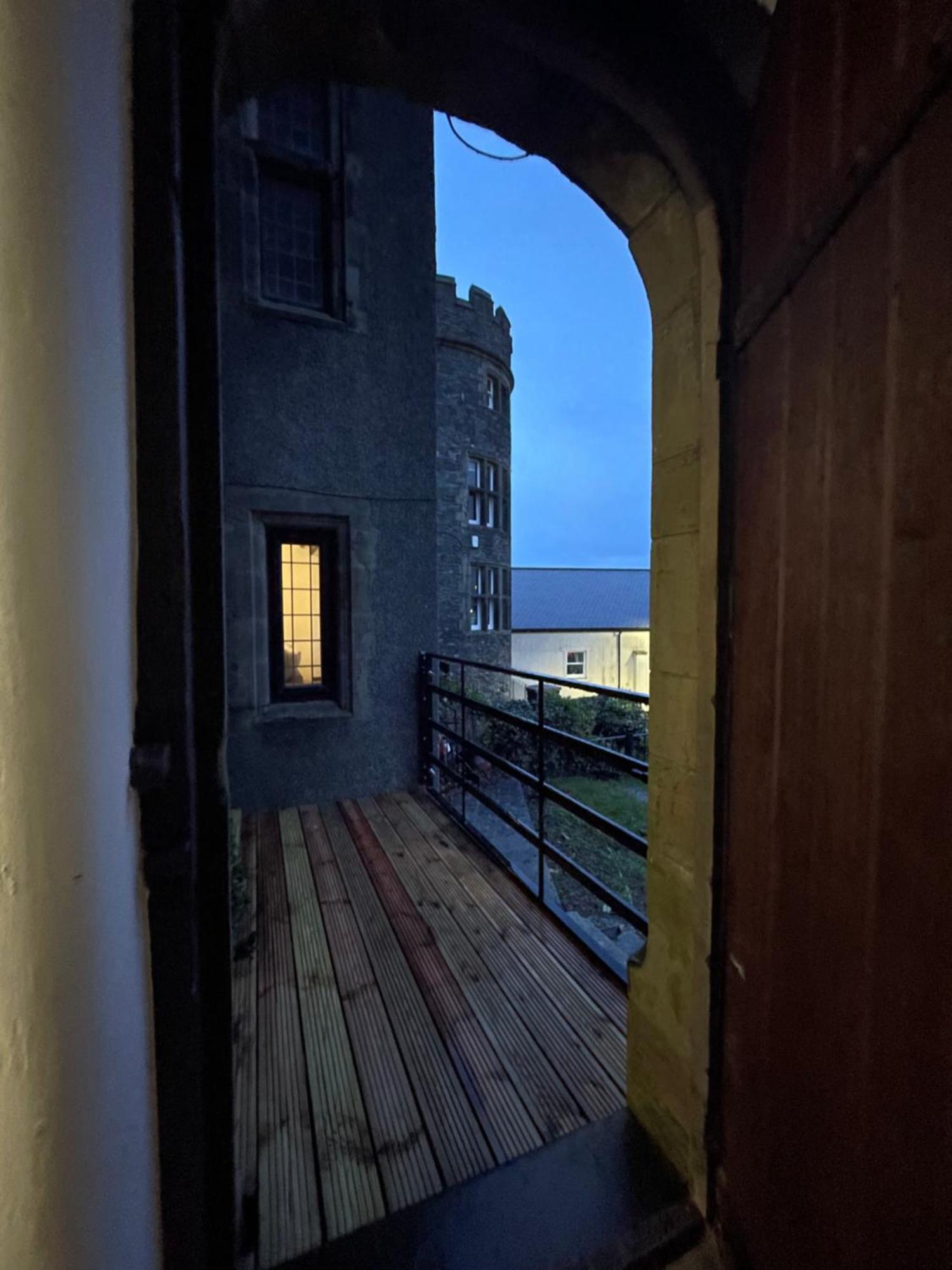 Lower Harbour Watch Holyhead Εξωτερικό φωτογραφία